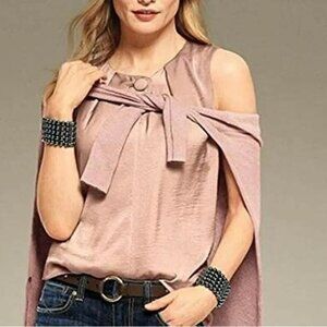 Cabi Womens Size Small Sleeveless Button Up Blouse in Fawn NEW Satin Shirt Top